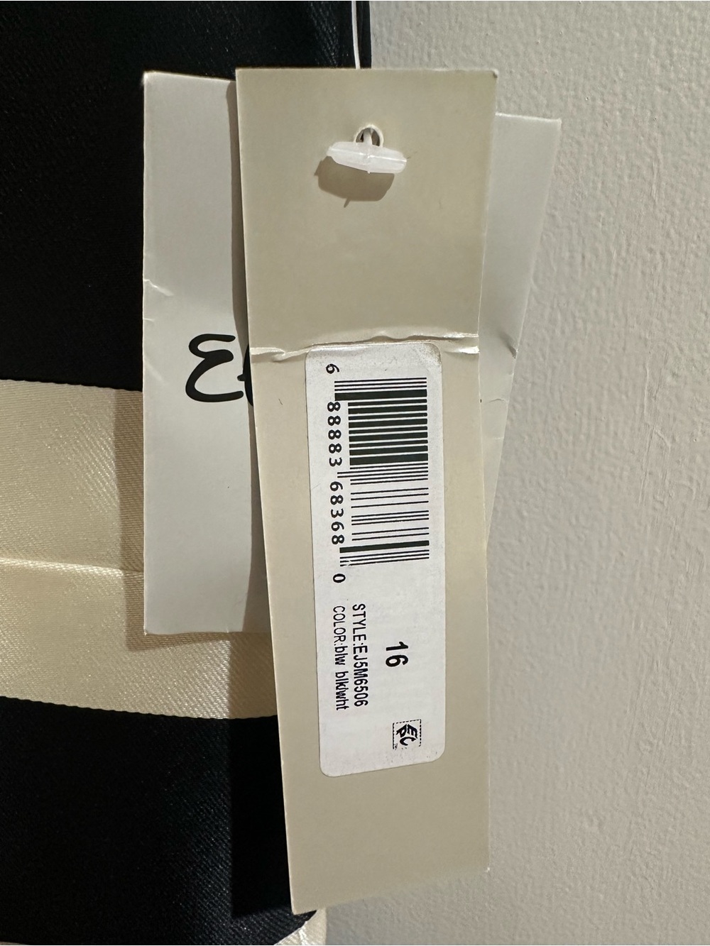 Eliza J Black, Cream & Pink Striped Sleeveless Fit-and-Flare Dress, NWT, Size 16 - Picture 4 of 6